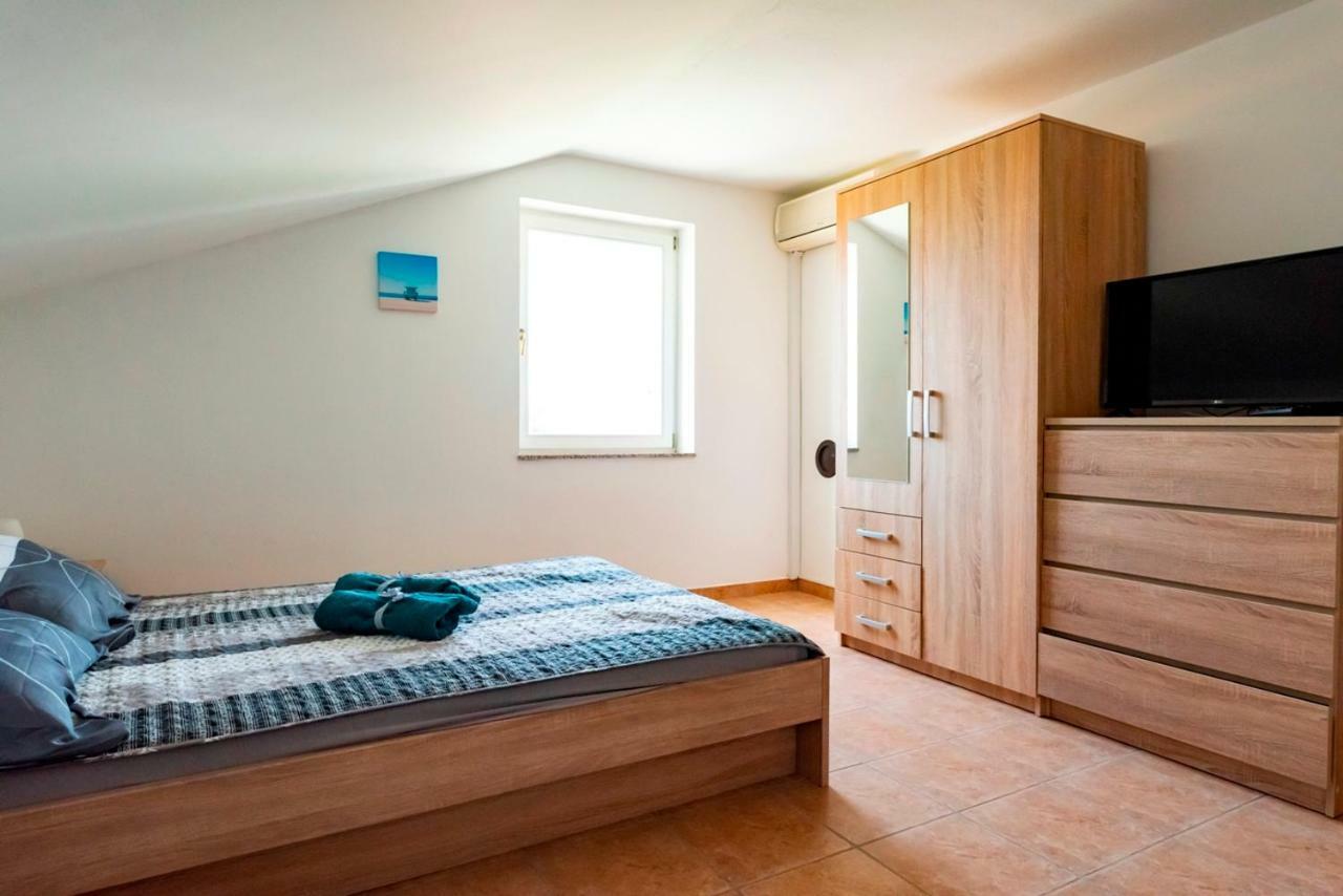 Lavanda Apartments&Studios Pinezići Exterior foto