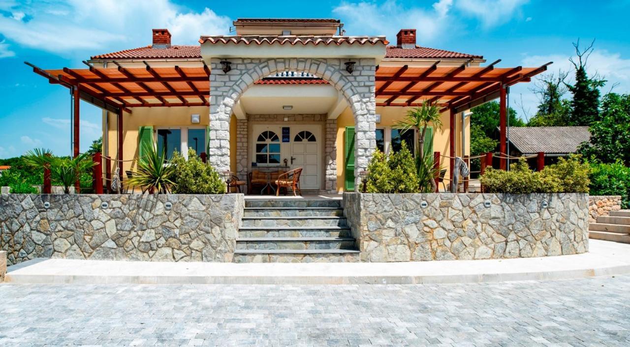 Lavanda Apartments&Studios Pinezići Exterior foto